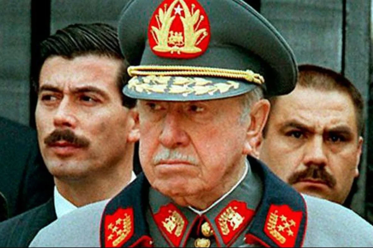 Quiebre en familia Pinochet: Hija menor del dictador en disputa contra su hermano por herencia de 8 casas