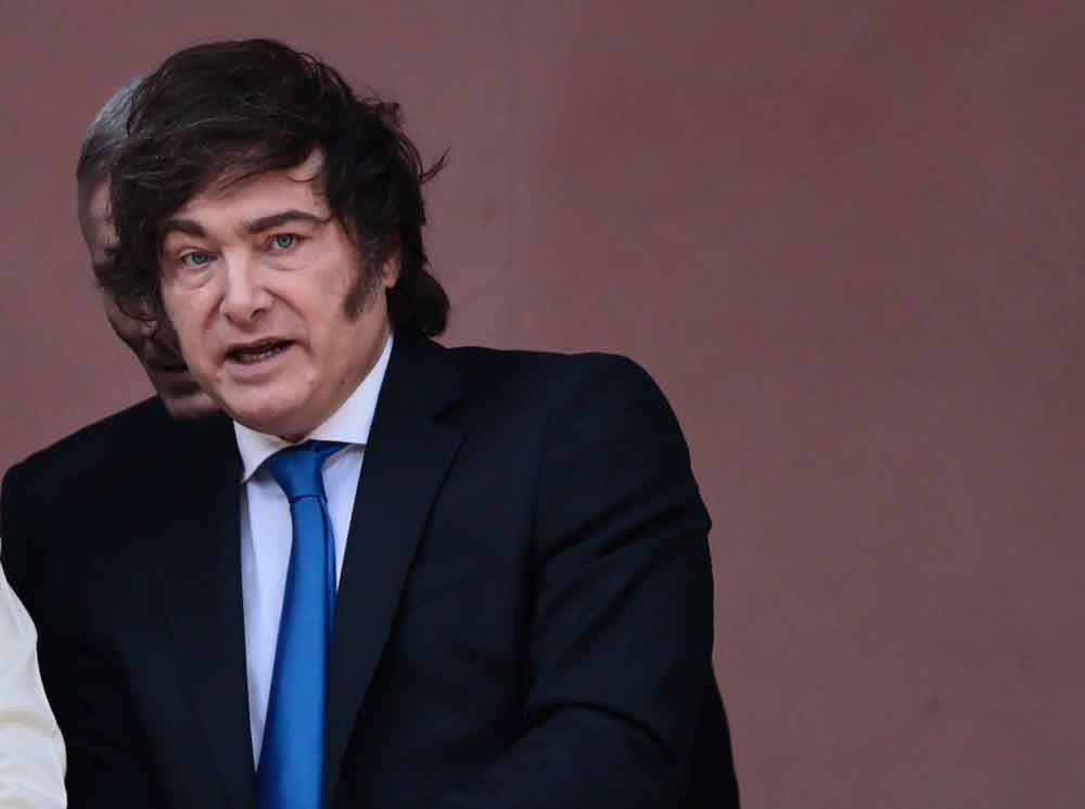 Parlamento argentino aprueba un aumento de emergencia a las jubilaciones: Milei busca rechazarlo