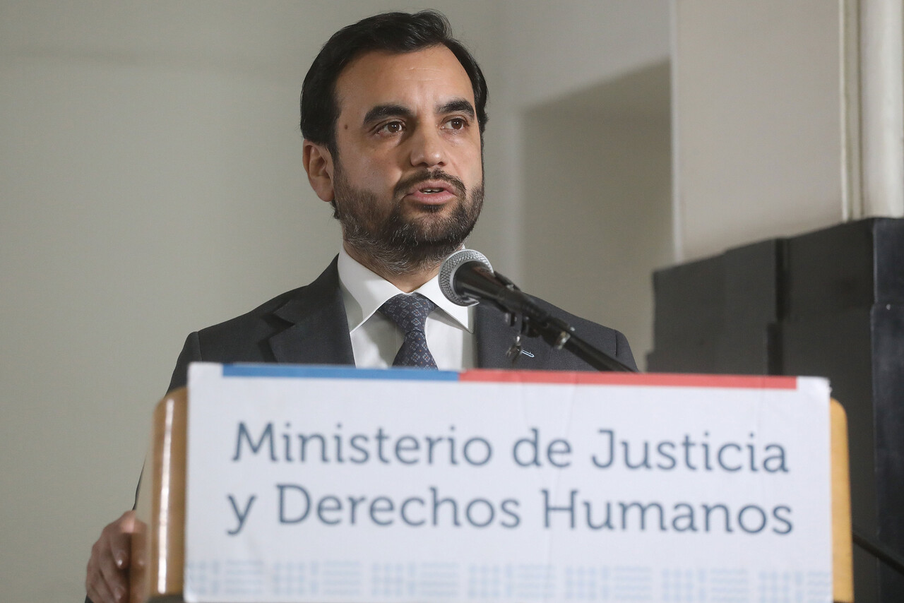 VIDEO| Ministro de Justicia descarta hackeo a Gendarmería en liberación de asesino: 