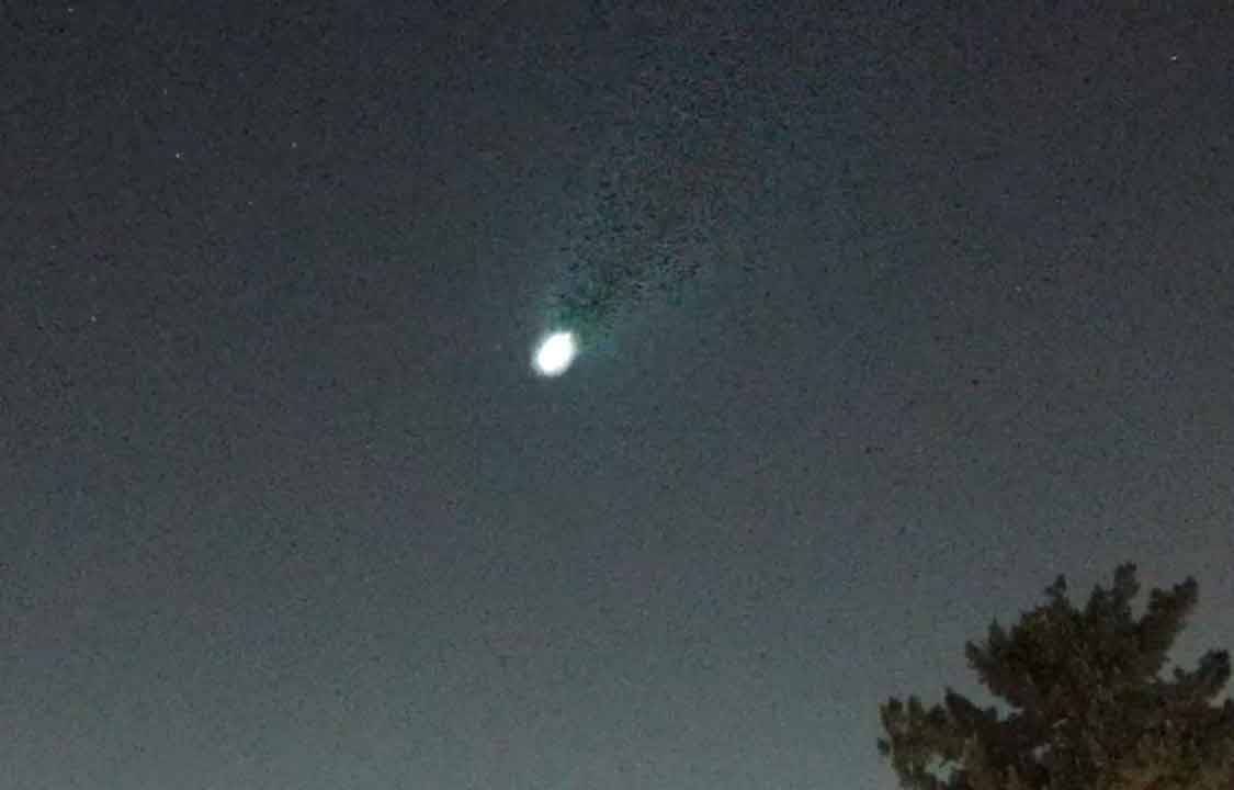 VIDEO| ¿Alcanzaste a verlo? Así fue el meteorito que iluminó el cielo de la zona central