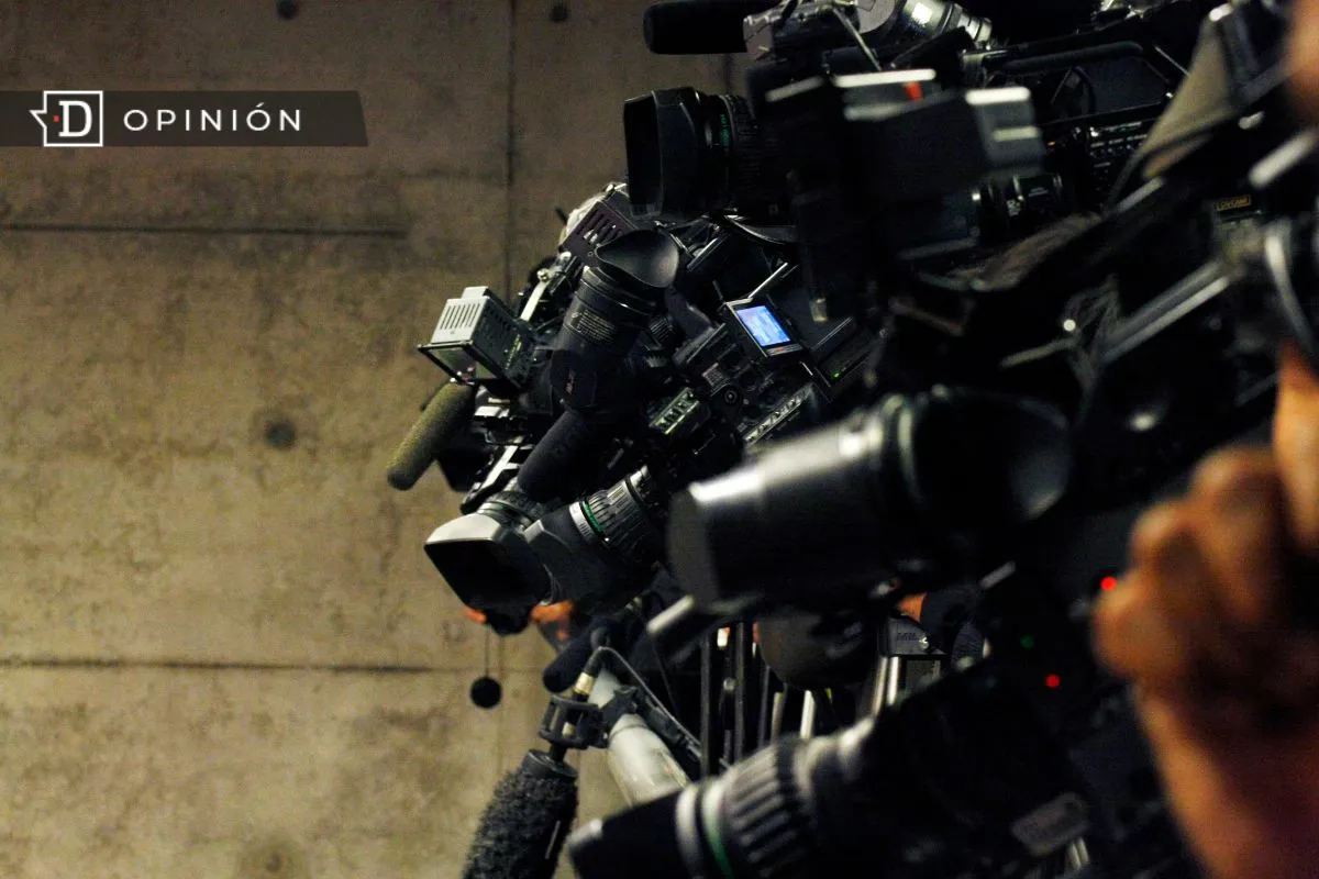 El poder de pocos: La concentración mediática como amenaza a la democracia