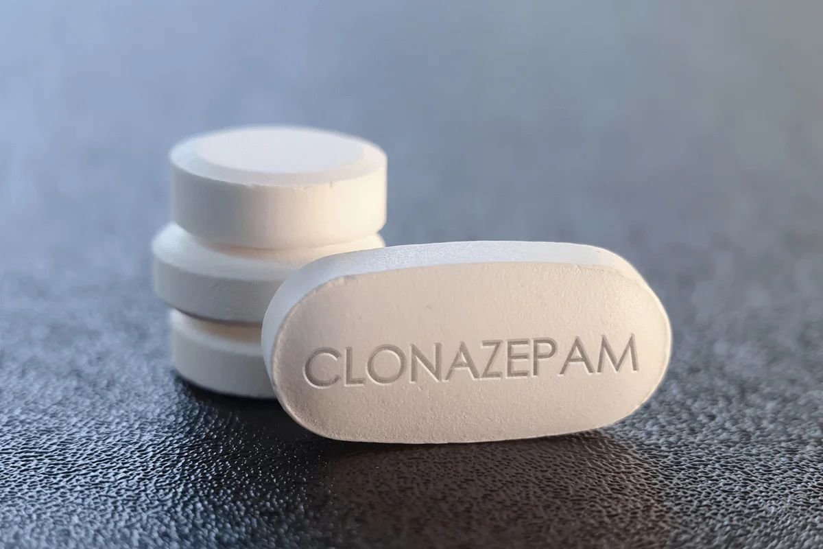 Ingesta de ansiolíticos: Cómo la trazabilidad combate la automedicación y recetas falsas de clonazepam