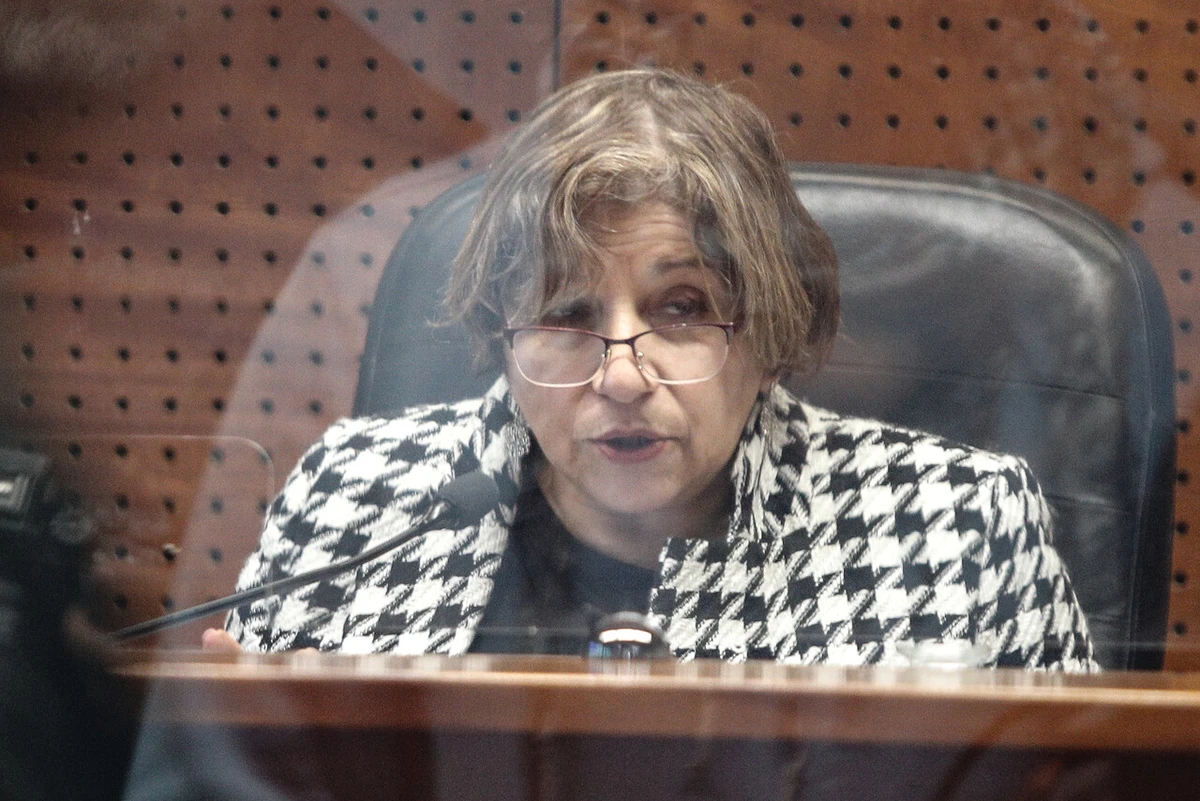 Corte suspende por un mes a jueza Irene Rodríguez tras dejar libre a sicario imputado por crimen del 