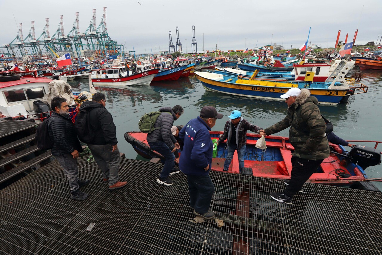 Alerta de tsunami en costas chilenas dejó en evidencia urgencia de plataforma social para la pesca artesanal