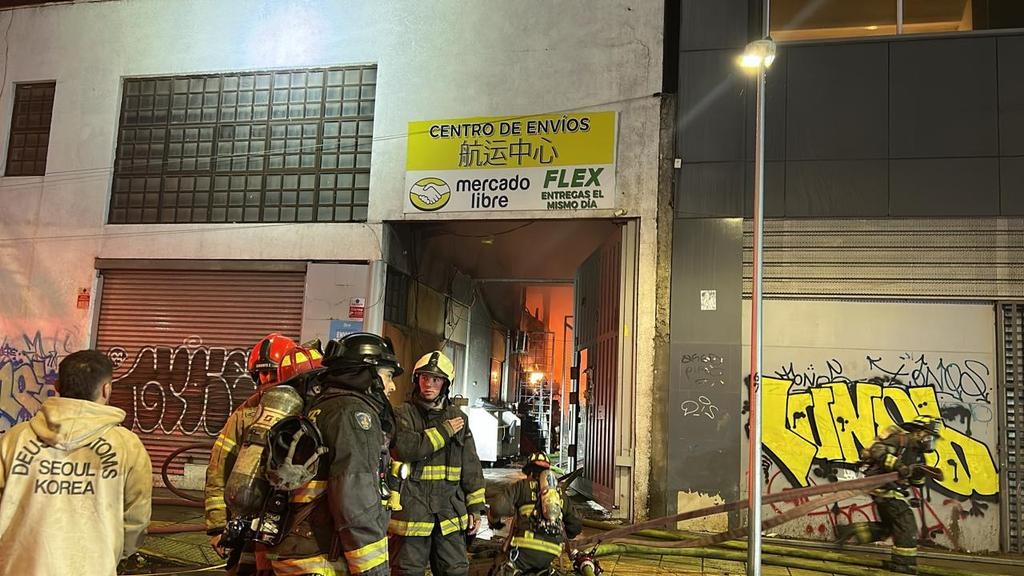 VIDEO| Bodegas de Mercado Libre sufren incendio de grandes proporciones: Aseguran que hay $300 millones en pérdidas