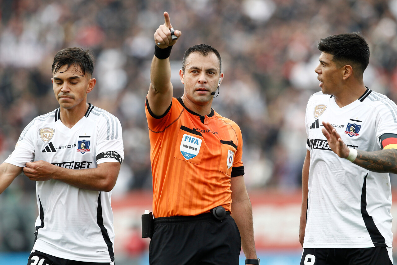 Colo Colo iguala ante Huachipato con uno menos y desperdicia buena opción de subir en la tabla