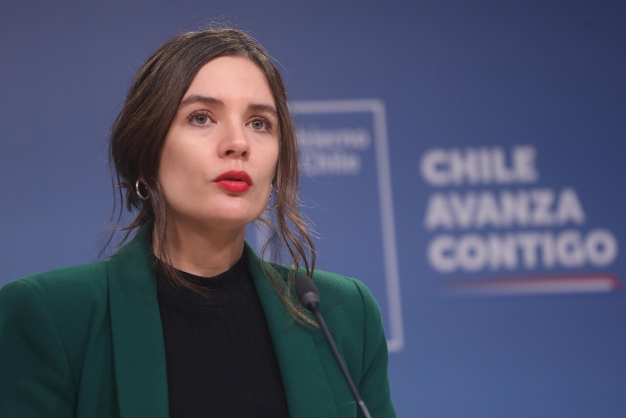 “Las disculpas tienen que ser oportunas y a quienes corresponden, no a don Edwards”: Vallejo critica carta de Matthei