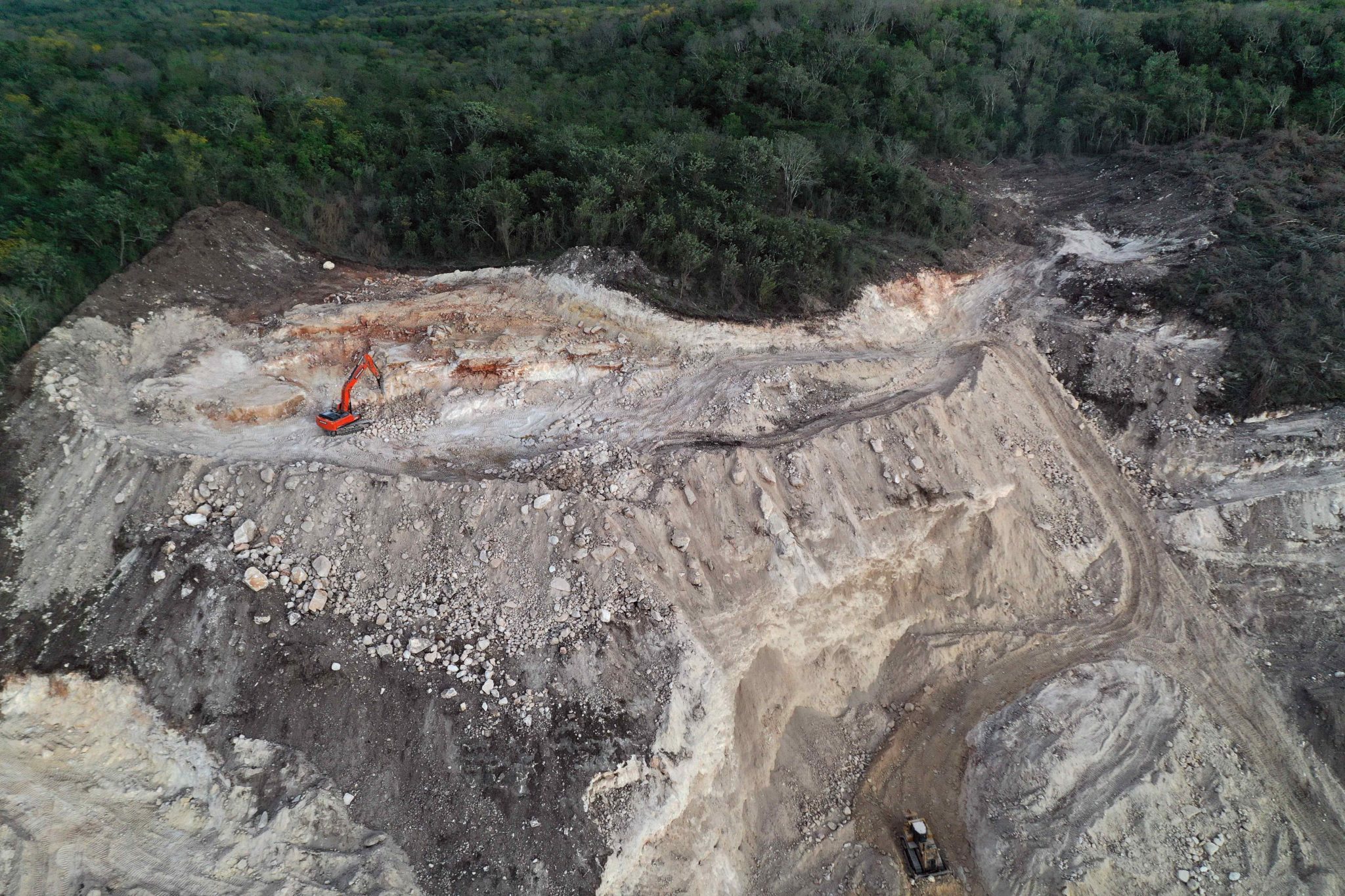 Obras realizadas alrededor del Tren Maya, en el estado de Campeche. Foto: Robin Canul.