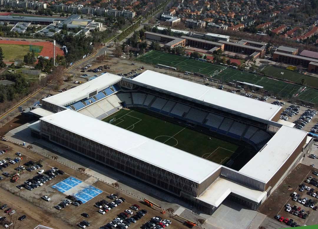 La UC por fin inaugurará su Claro Arena: Lo estrenará la próxima semana ante Unión Española