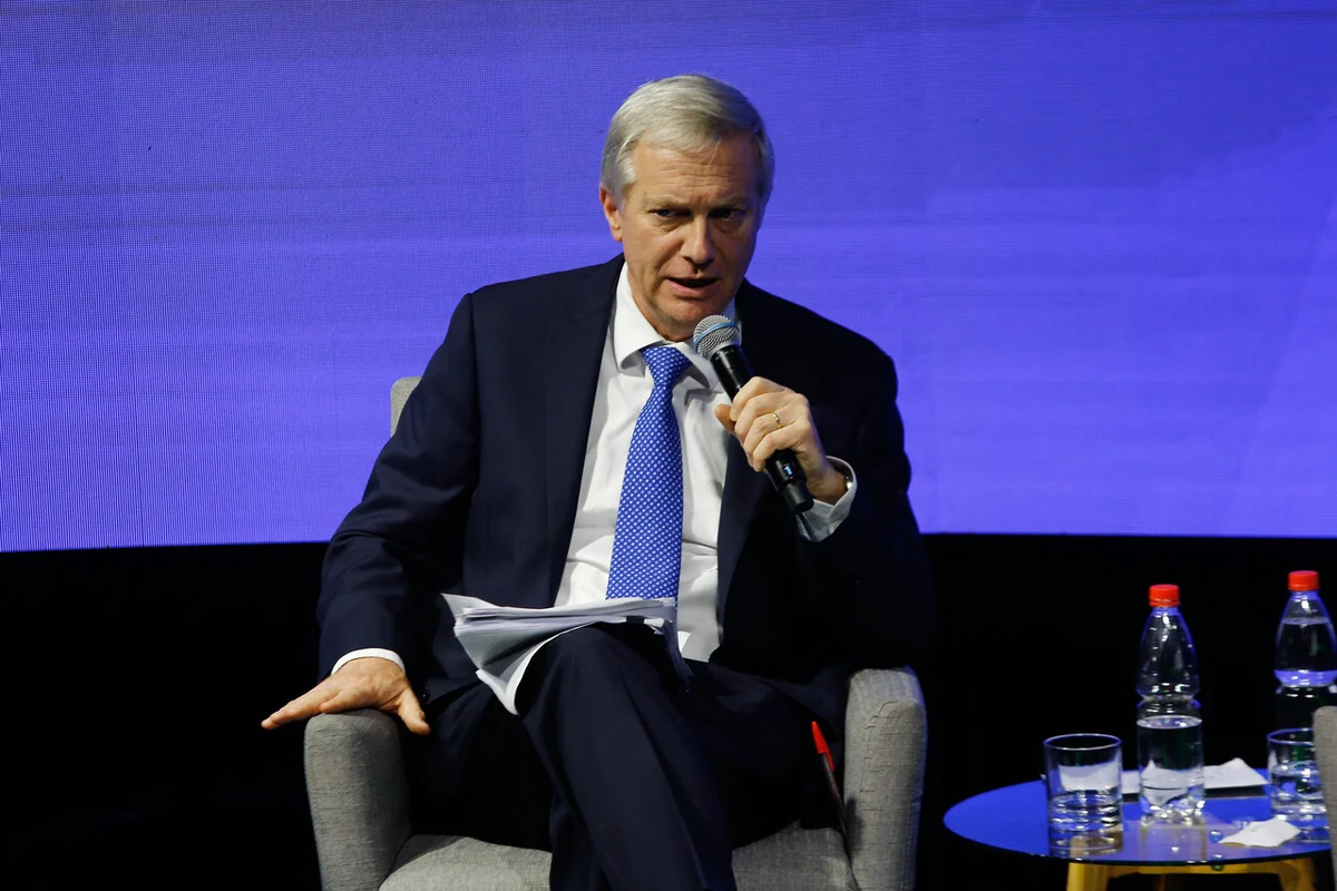 Kast da guiño al autoritarismo y aboga por gobernar con decretos: “El Congreso no es tan relevante