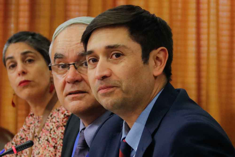 Oposición sigue mostrando fracturas: Demócratas y la UDI enfrentados por desaforado diputado Calisto
