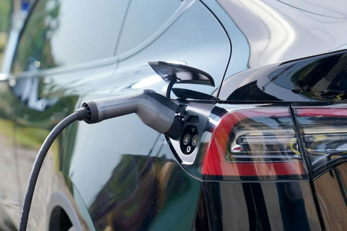 ¿Los autos eléctricos de alta gama exigen más mantenimiento?