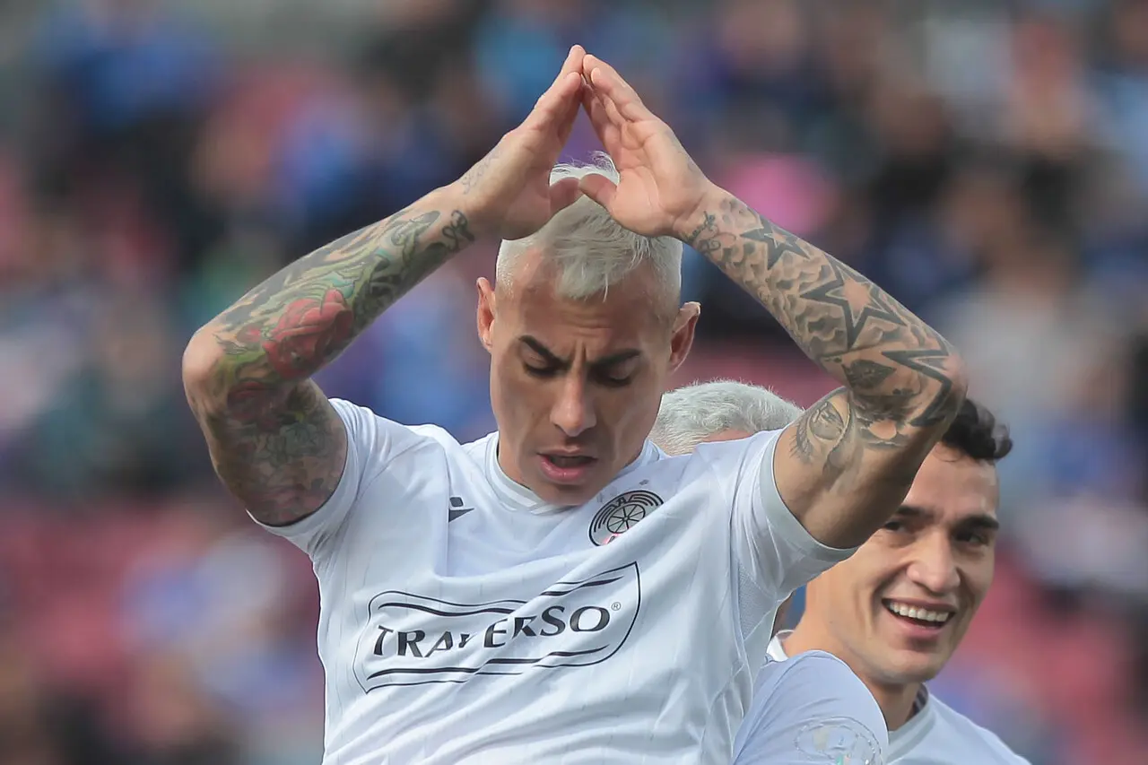 Con gol de Eduardo Vargas: La U pierde con Audax Italiano y se aleja del título