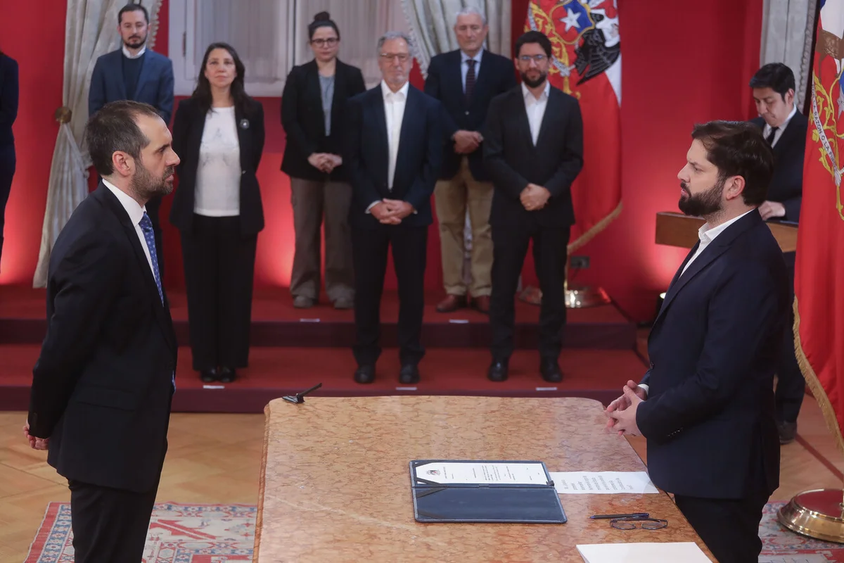 Cambio de gabinete: Tras salida de Mario Marcel, Nicolás Grau llega a Hacienda y Álvaro García asume Economía