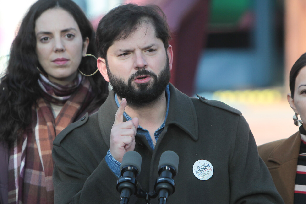 Boric critica a Trump por presión a Museo Smithsonian: “¿Se imaginan si en Chile delimitamos qué se puede y qué no se puede exhibir?”
