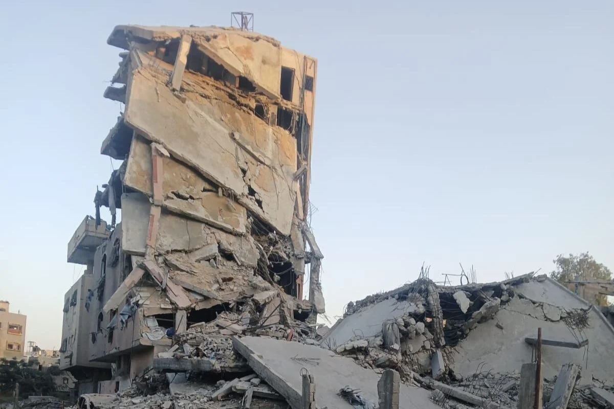 Cuando los que sanan son heridos: La realidad de Médicos Sin Fronteras en Gaza al ver sus casas bombardeadas