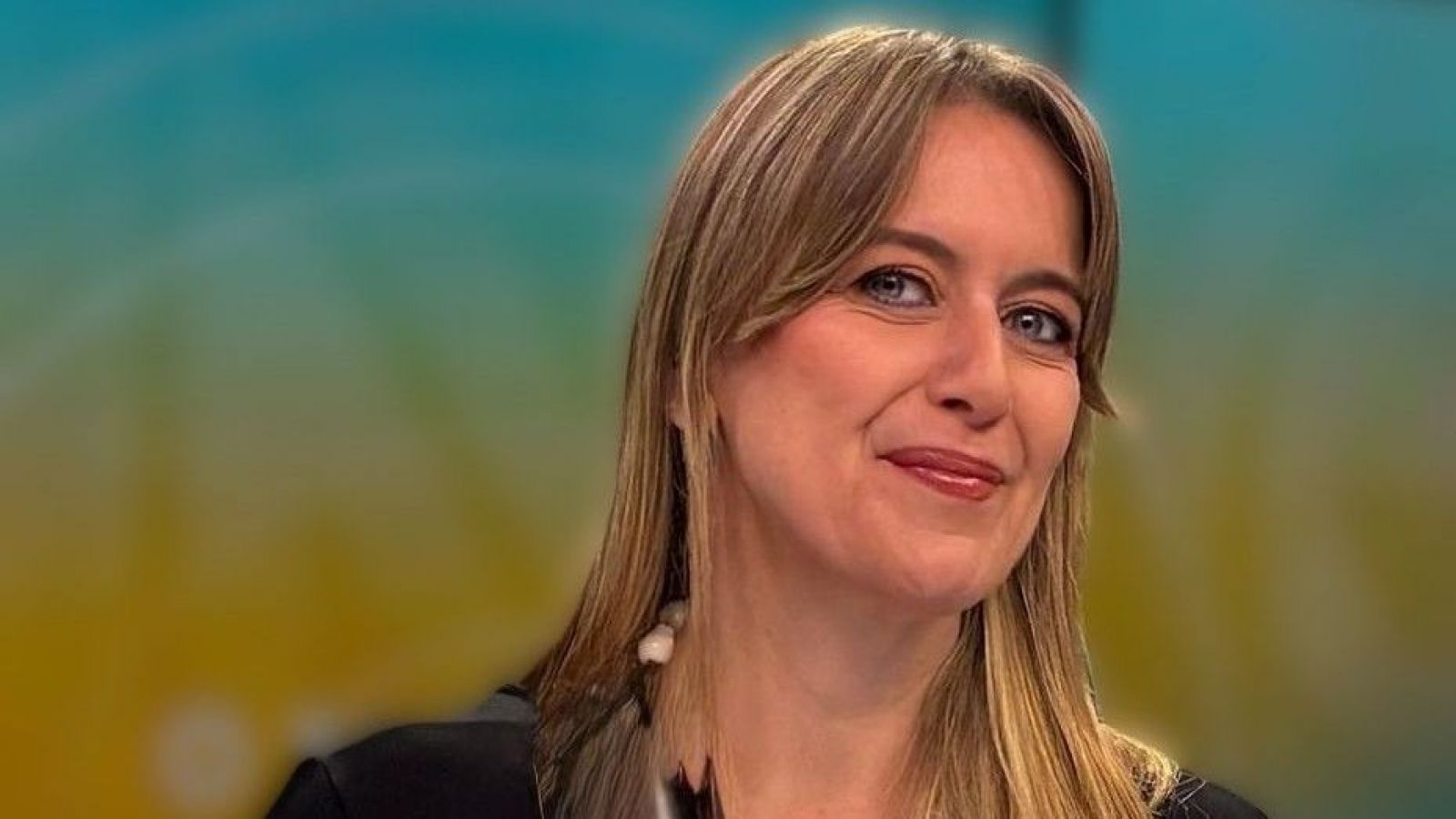 Grúa televisiva de septiembre: TVN ficha a Carolina Urrejola para hacer dupla con Iván Núñez