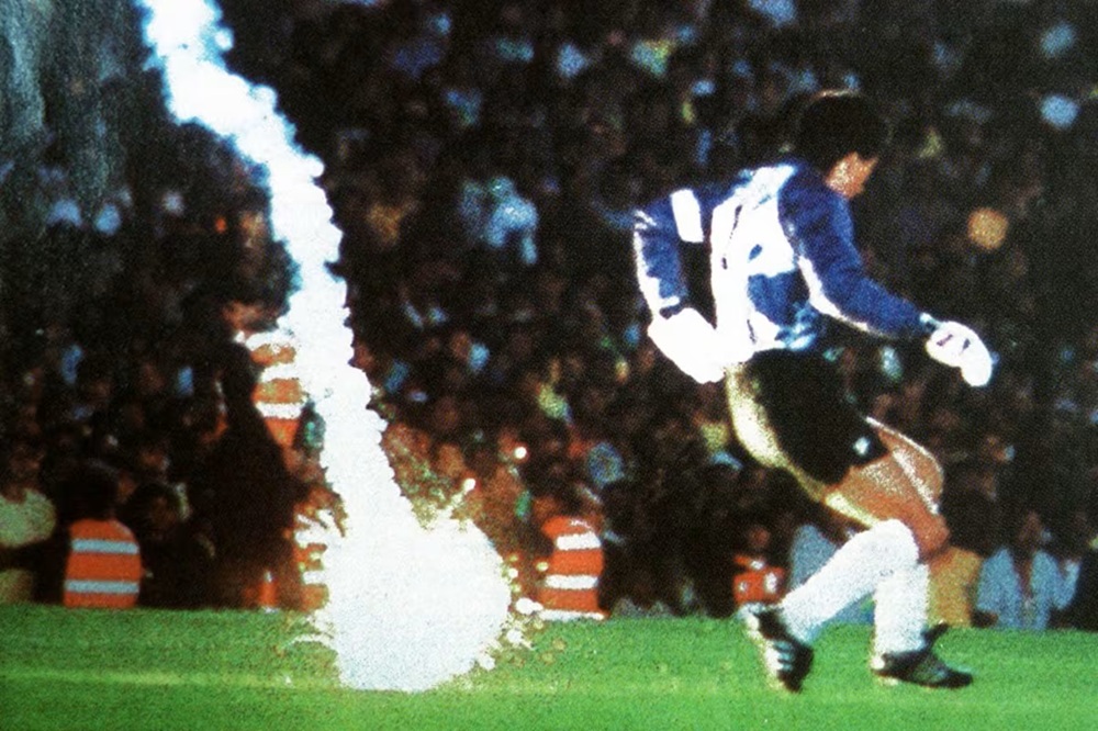 A 36 años de una de las grandes vergüenzas del fútbol chileno: ¿Qué hacen los protagonistas de la bengala en Maracaná?