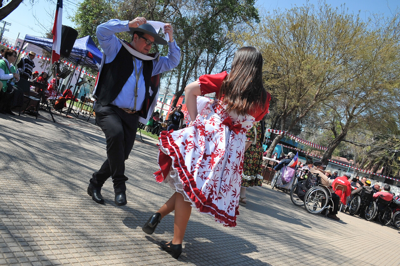 Fiestas Patrias 2025: Matucana 100 anuncia su “Fonda Nómade” y Peñaflor la “Semana Costumbrista”