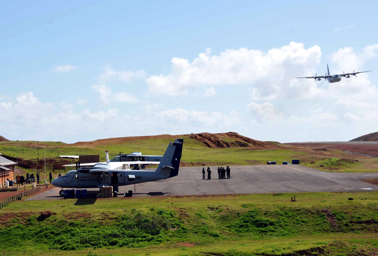 El desconocido arresto militar a 20 funcionarios FACh por negarse a subir a avión con problemas: Era un Hércules C-130