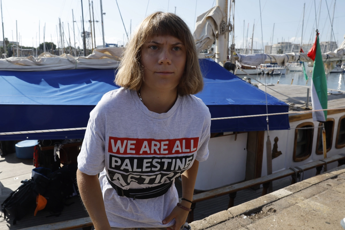 Greta Thumberg y premiado fotógrafo argentino de naturaleza zarpan a Gaza en flota de 20 barcos con ayuda humanitaria