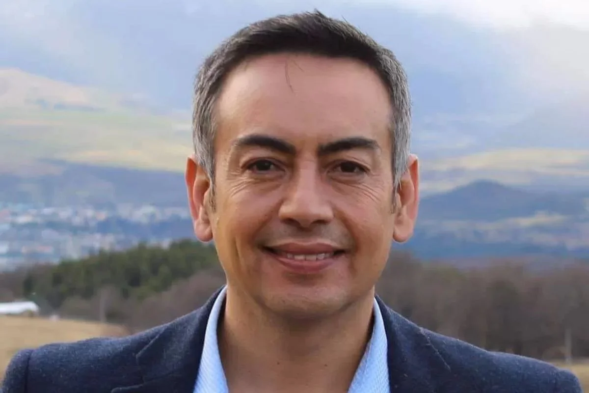 En tierra ajena: FREVS evalúa bajar candidatura de Eugenio Canales al Senado por apoyar a Kast