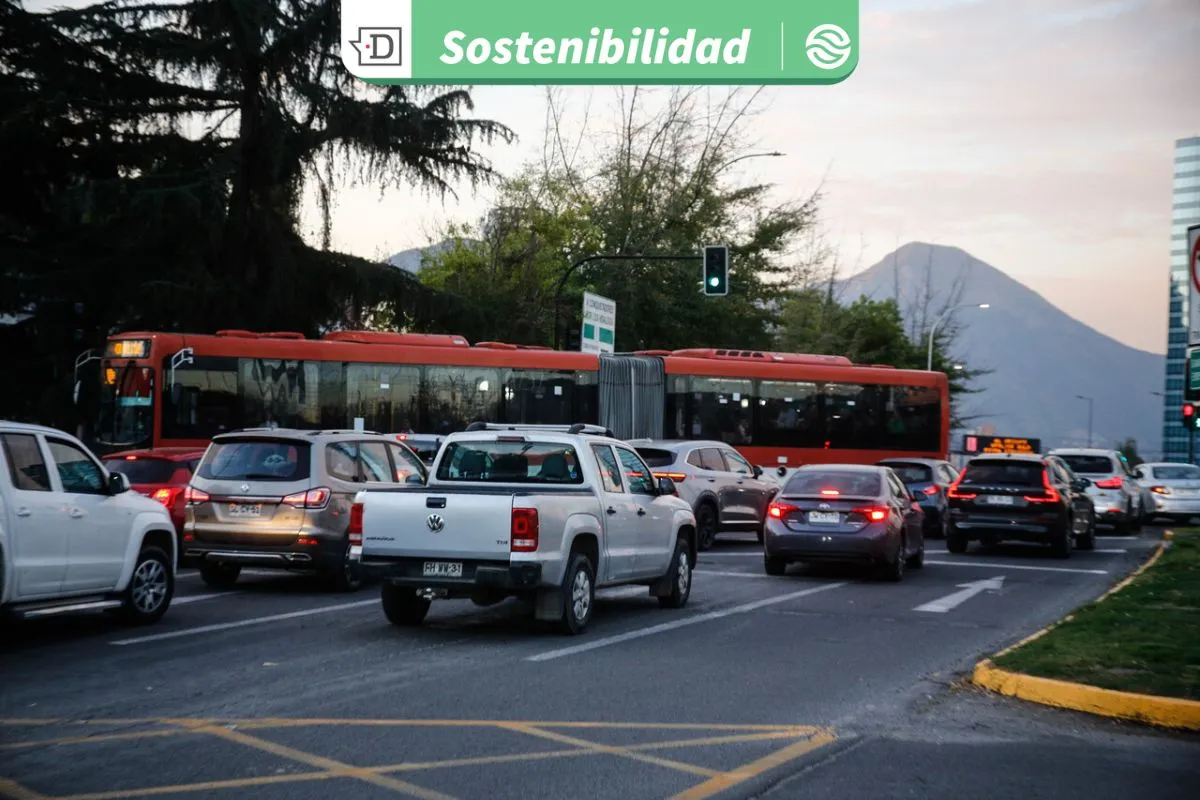 Transporte público da un paso en la transición energética: Santiago tendrá el primer bus que opera con hidrógeno verde