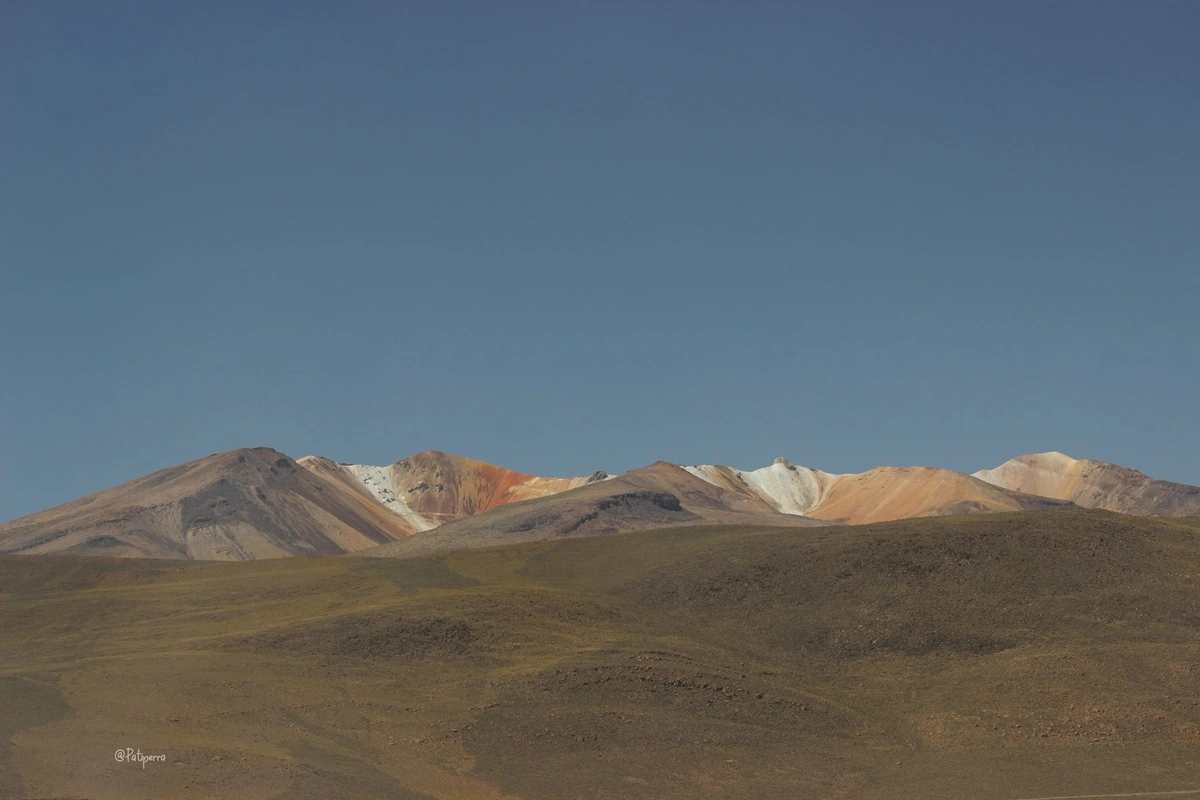 Cerro sagrado de Arica arriesga ser convertido en mina: Comunidades buscan anular proyecto en la justicia