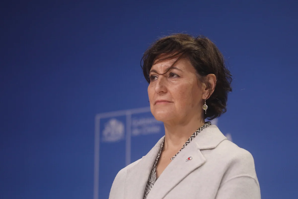 Formalizan a los 4 funcionarios por torturas en Osorno y ministra de Salud no descarta nuevos casos