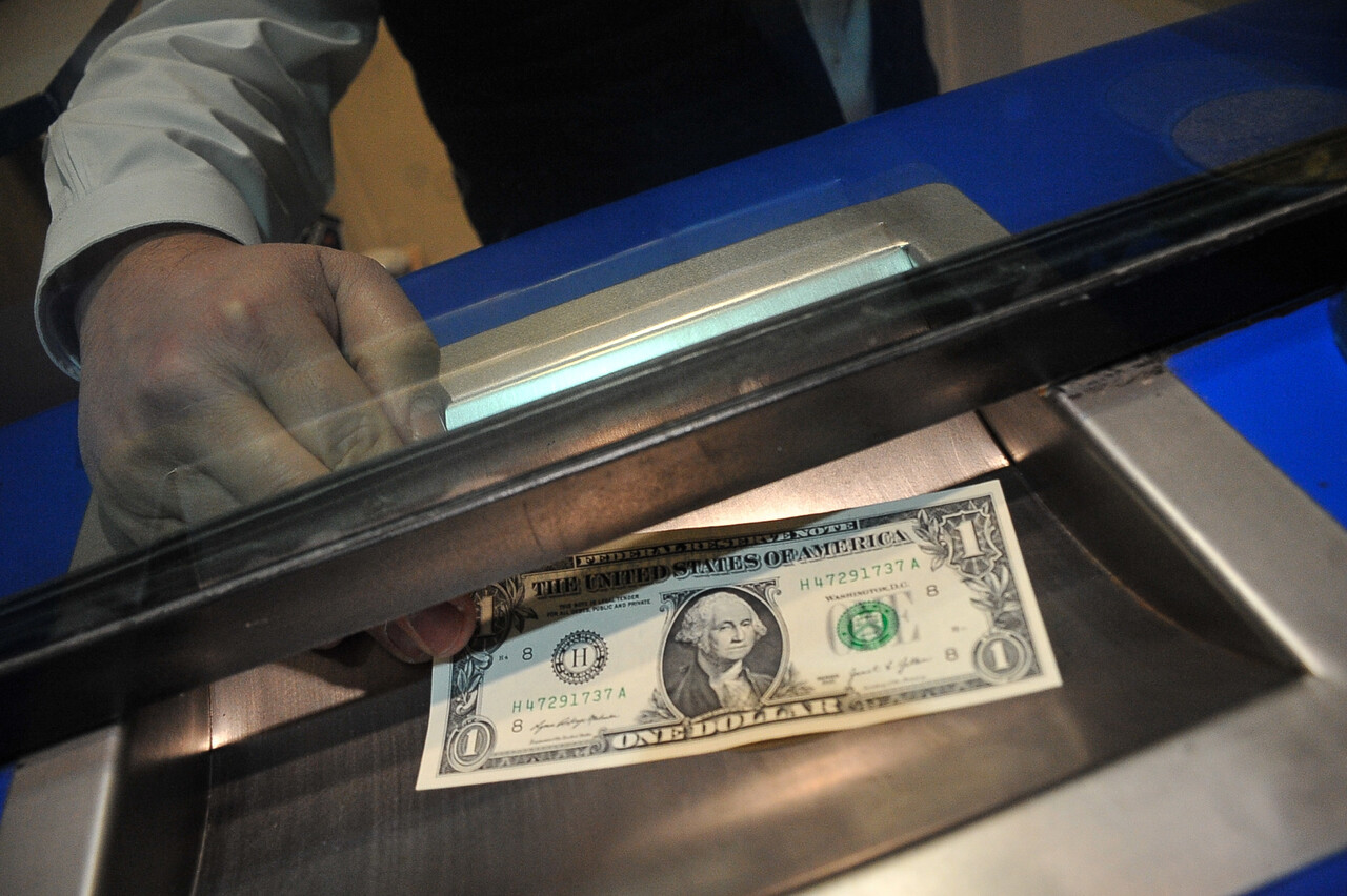 Los principales indicadores económicos en Chile de hoy martes 9 de septiembre: UF se acerca a los $39.500