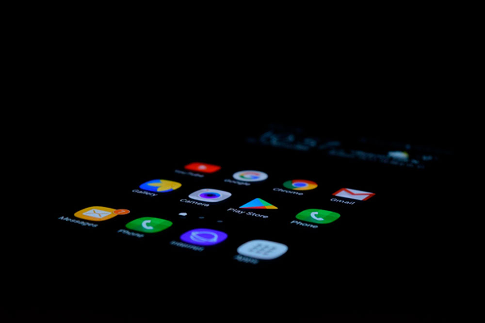 ¿Cómo funcionan las tiendas de aplicaciones alternativas a Google Play Store?