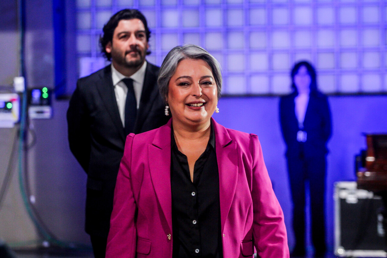 Comando de Jeannette Jara realiza encuentro programático de Culturas, Artes y Patrimonios junto a sindicatos, gremios y organizaciones