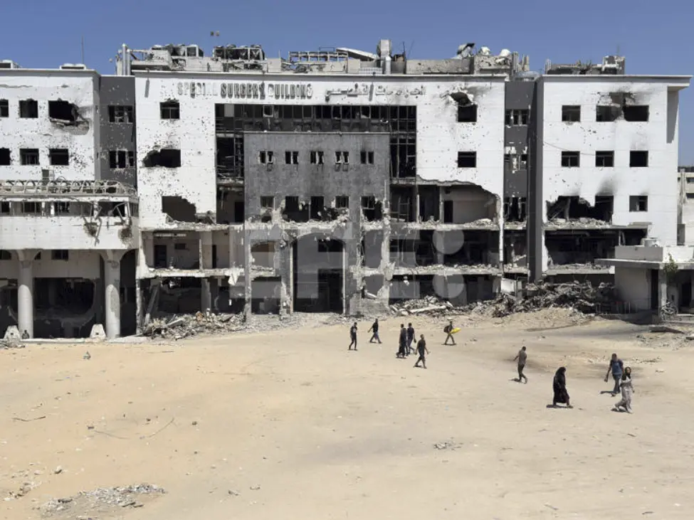 Colapso en el mayor hospital de Gaza: Heridos en el suelo, cadáveres en los pasillos y médicos sin insumos