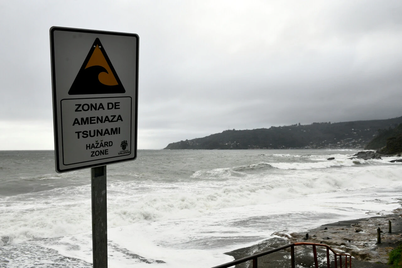 Terremoto magnitud 7,8 sacude la zona de Pretropavlovsk en Rusia: SHOA descarta peligro de tsunami en Chile