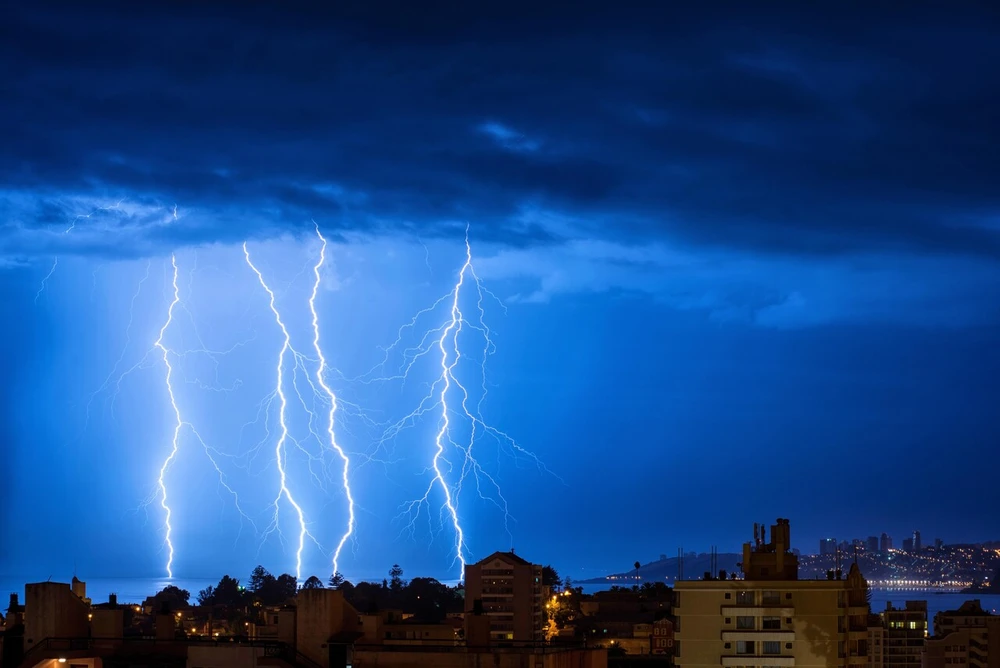 Tormentas eléctricas en Fiestas Patrias: Senapred recomienda 