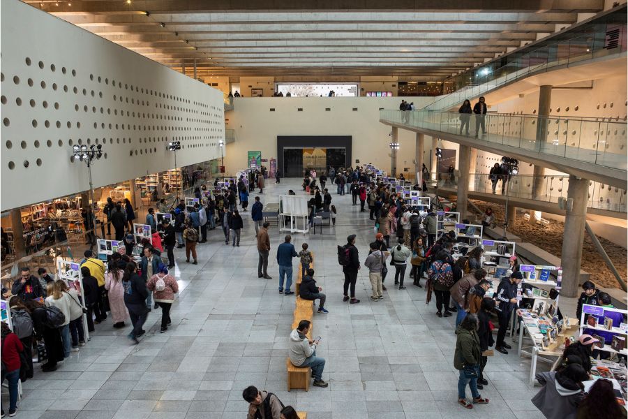 Fotolibro latinoamericano celebra su cumbre con 50 editoriales, charlas, lanzamientos y premio nacional