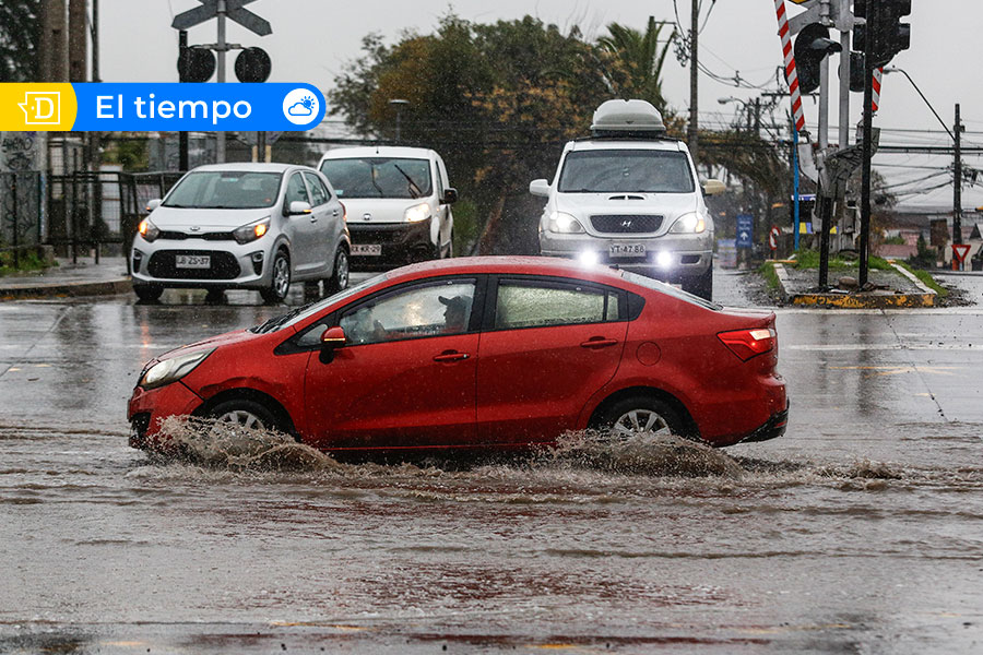 VIDEO| Iván Torres se la juega con pronóstico de lluvia en Santiago: “Es una precipitación importante”