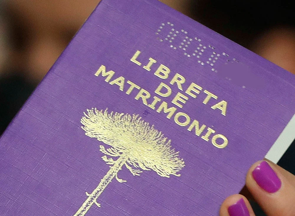 Bolivia promulga la ley que prohíbe el matrimonio adolescente en sus tierras: En Chile aún se permite