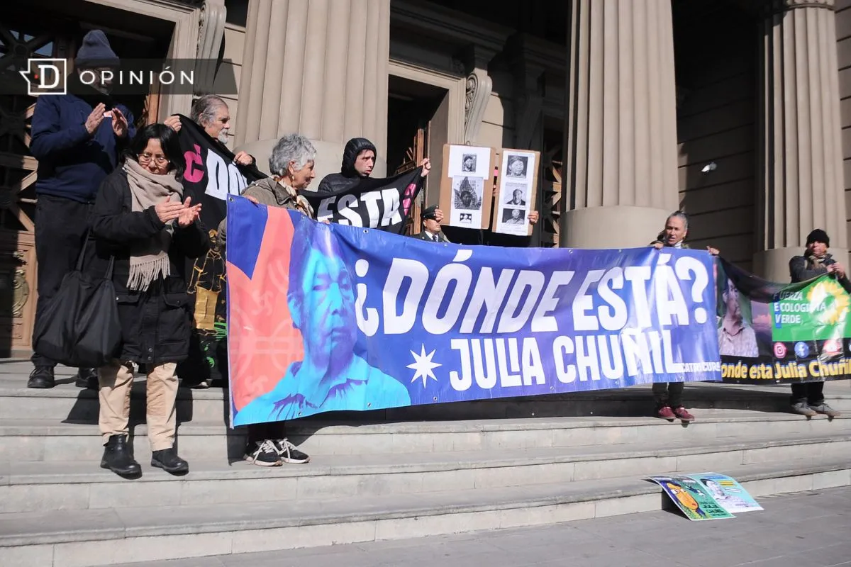 ¿Fue quemada Julia Chuñil? Cuatro hechos clave que refuerzan la teoría del asesinato