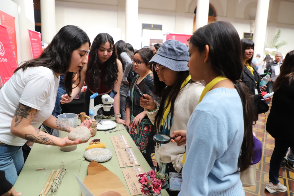 Juegos y talleres y más de 20 stands: Gran feria científica gratuita para toda la familia este sábado en el MAC