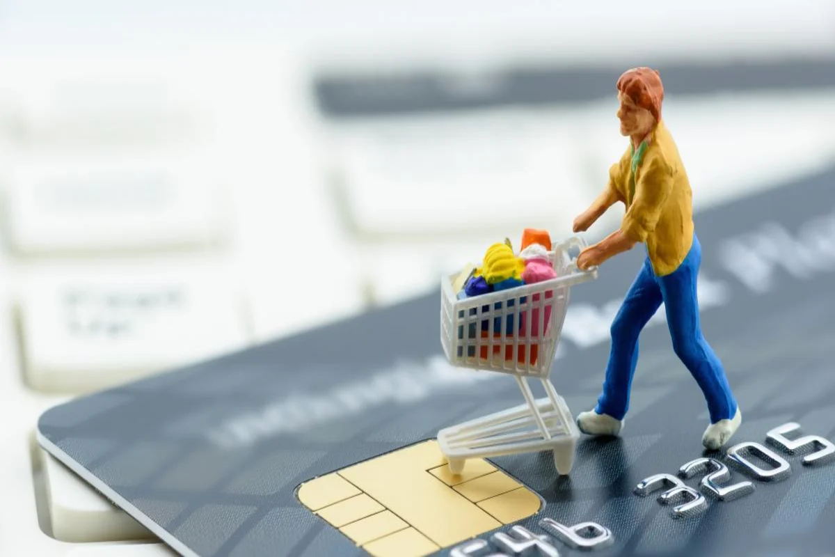Sernac lanza nuevo Comparador de Créditos de Consumo: Filtra por monto, cuotas y seguros con datos actualizados