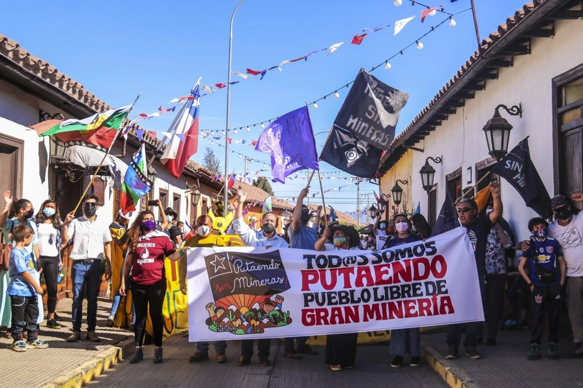 De Caldera a Penco: Los alcaldes que defienden el desarrollo local de sus comunas en contra de mega proyectos industriales