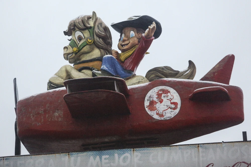 Sernac denuncia a popular parque de diversiones Mampato por accidente de menores de 4 y 9 años en juego mecánico