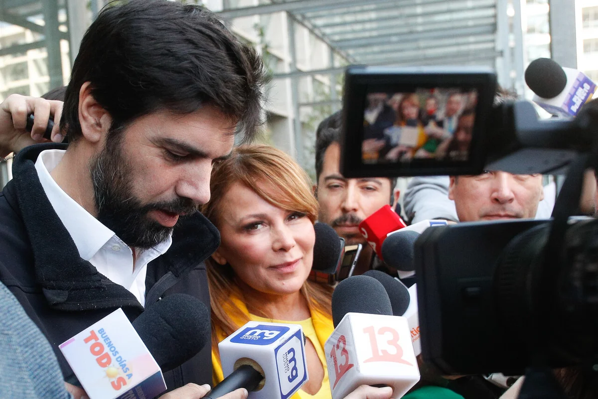 Cathy Barriga y Joaquín Lavín Jr. habrían defraudado al Fisco por $22 millones en gastos de campaña