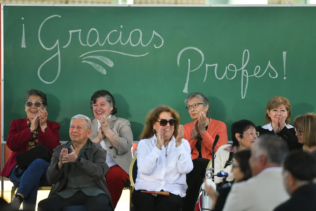 Presidente Boric celebra primer pago de la Deuda Histórica de los profesores: Revisa el calendario completo