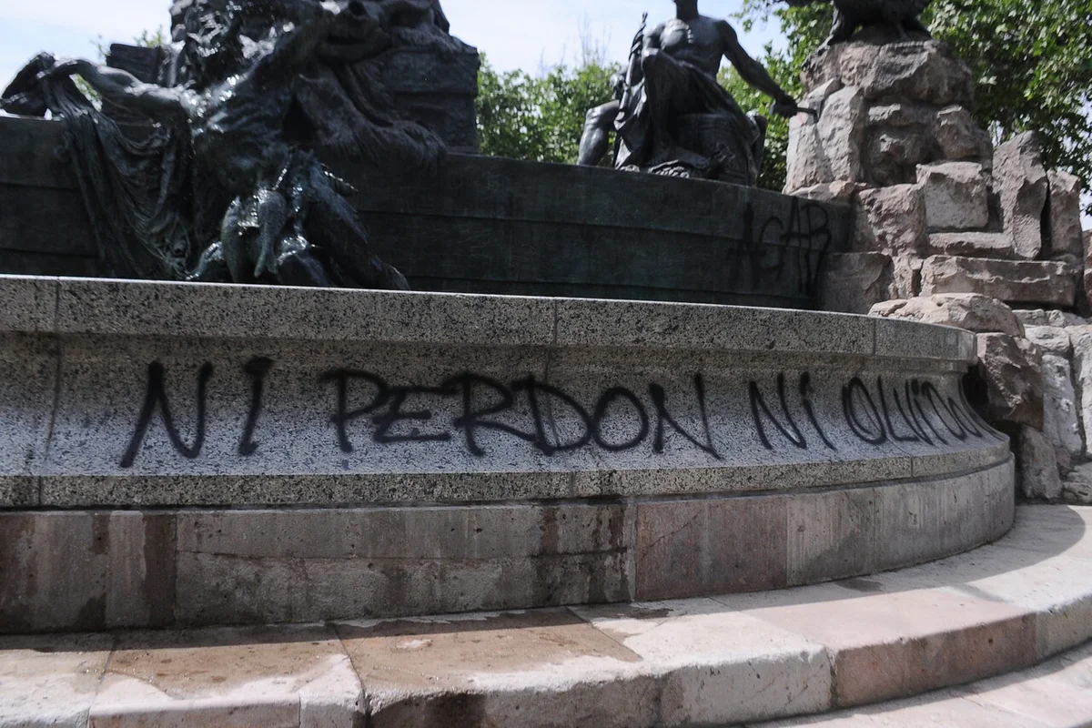 FOTOS| No duró ni un día: Así quedó la histórica Fuente Alemana del Parque Forestal tras restauración