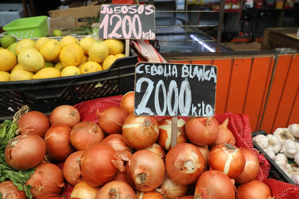 La inflación fluctúa en Latinoamérica: Chile y México comienzan a vencerla y Argentina sucumbe a la crisis