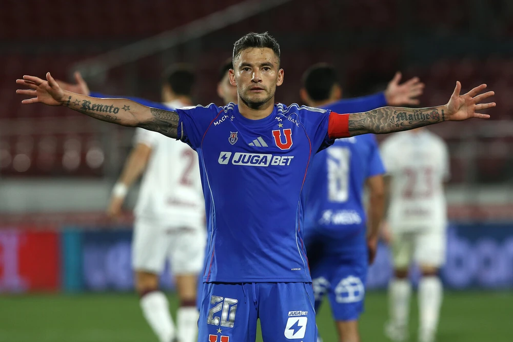 La U rescata agónico empate ante Lanús con penal a los 99 minutos y se ilusiona con la final de Copa Sudamericana