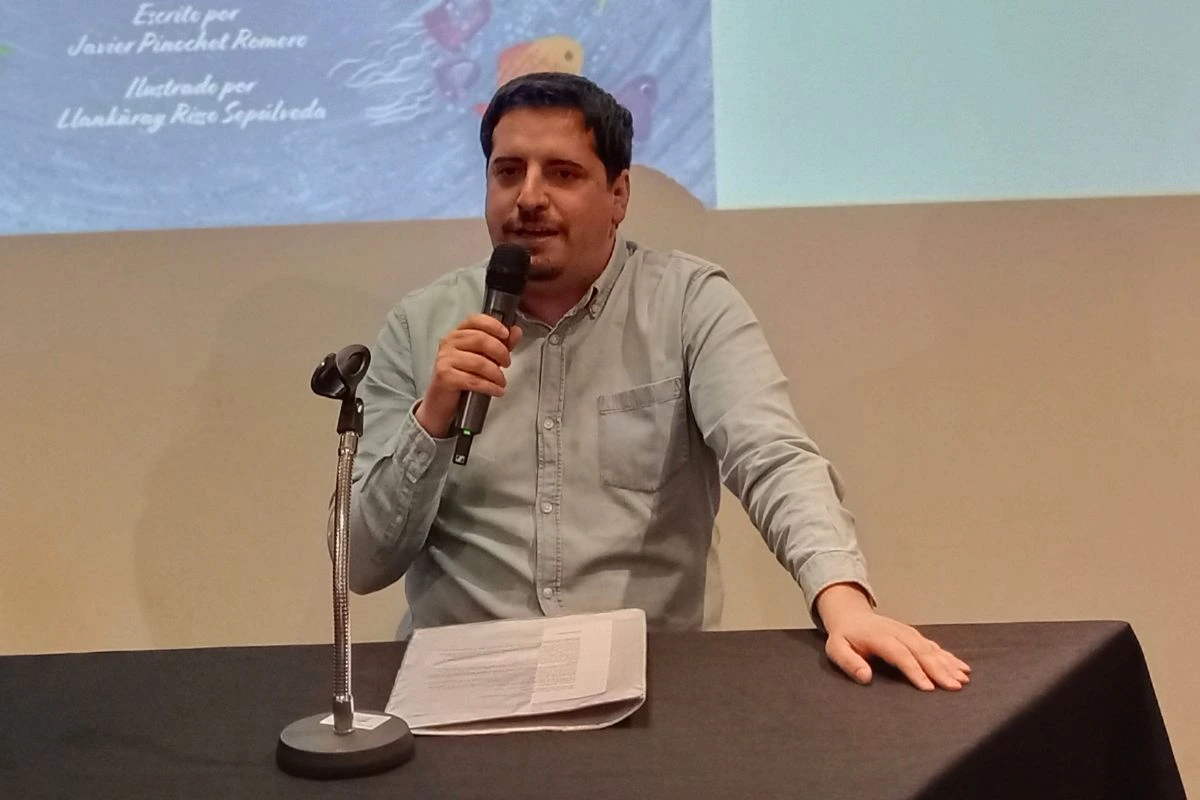 Dr. Javier Pinochet, autor de “Aster y el silencio del mar”.