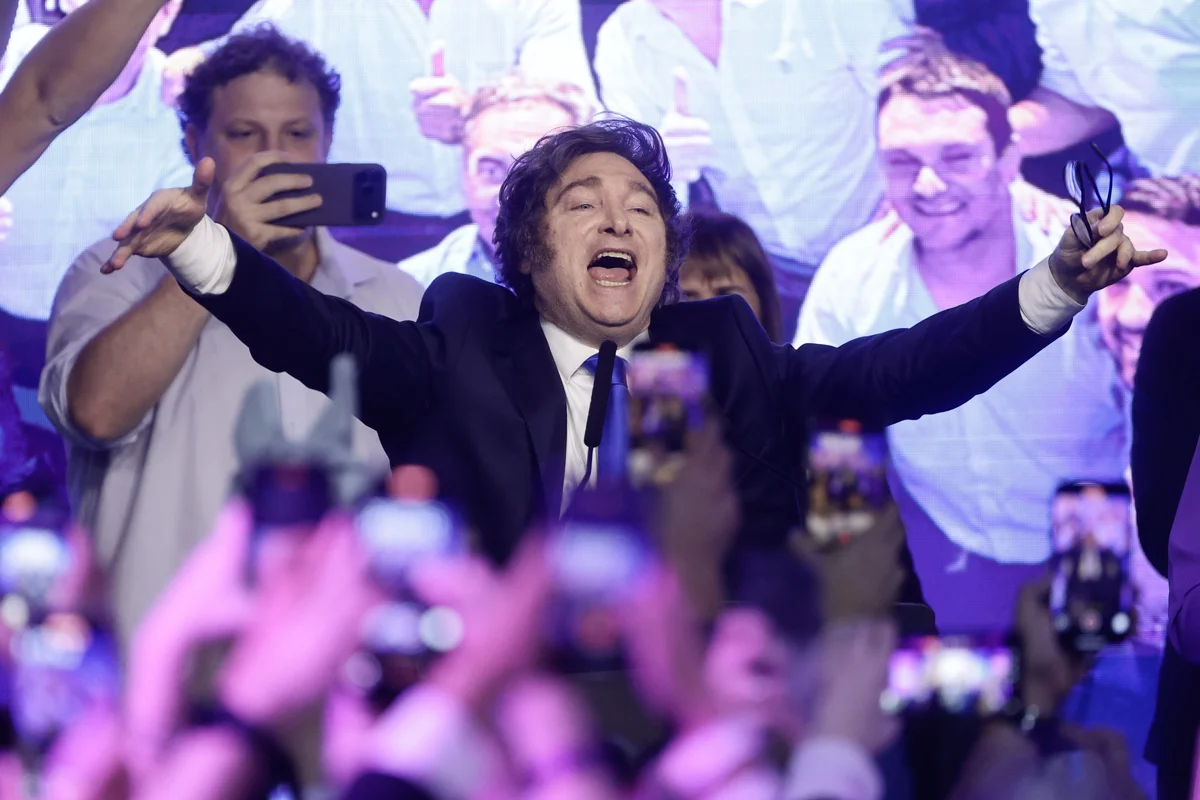 El súbito empoderamiento de Milei tras unas elecciones que parecían tenerlo contra las cuerdas